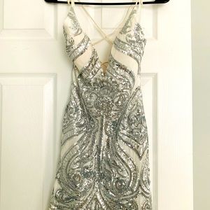 Cute party dress size small